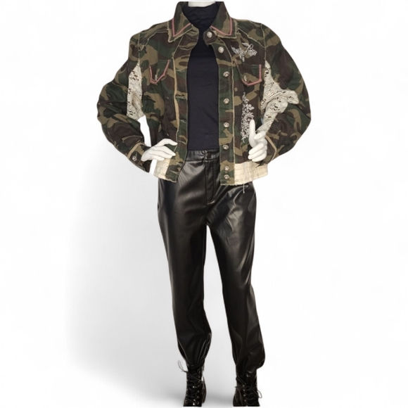 POL Jackets & Blazers - NWOT POL Camo Lace Embroidered Jacket – Boho Luxe Statement Layer Size Large